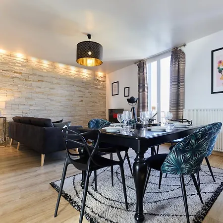 Garden - Supermarket - Park - Wifi - 3 Bedrooms Apartament Reims