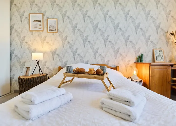 Апартаменты Garden - Supermarket - Park - Wifi - 3 Bedrooms Реймс