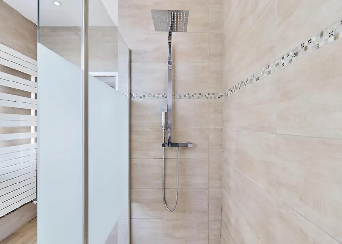 Garden - Supermarket - Park - Wifi - 3 Bedrooms Апартаменты