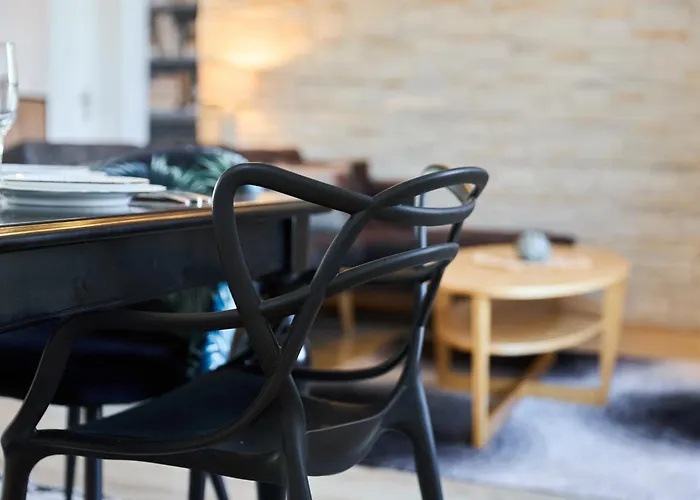 Garden - Supermarket - Park - Wifi - 3 Bedrooms Апартаменты *