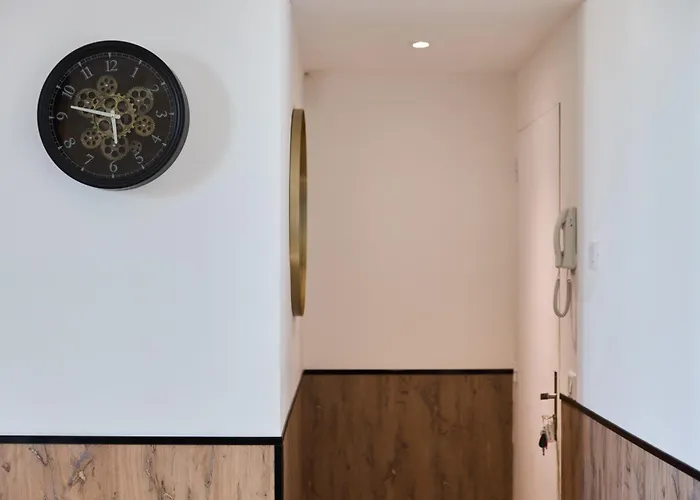 Garden - Supermarket - Park - Wifi - 3 Bedrooms Апартаменты Реймс